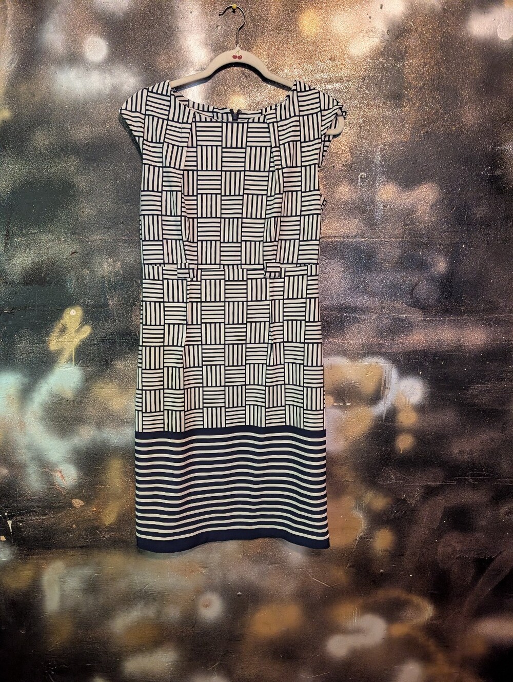 Black & White Geometric Knit Sheath Dress